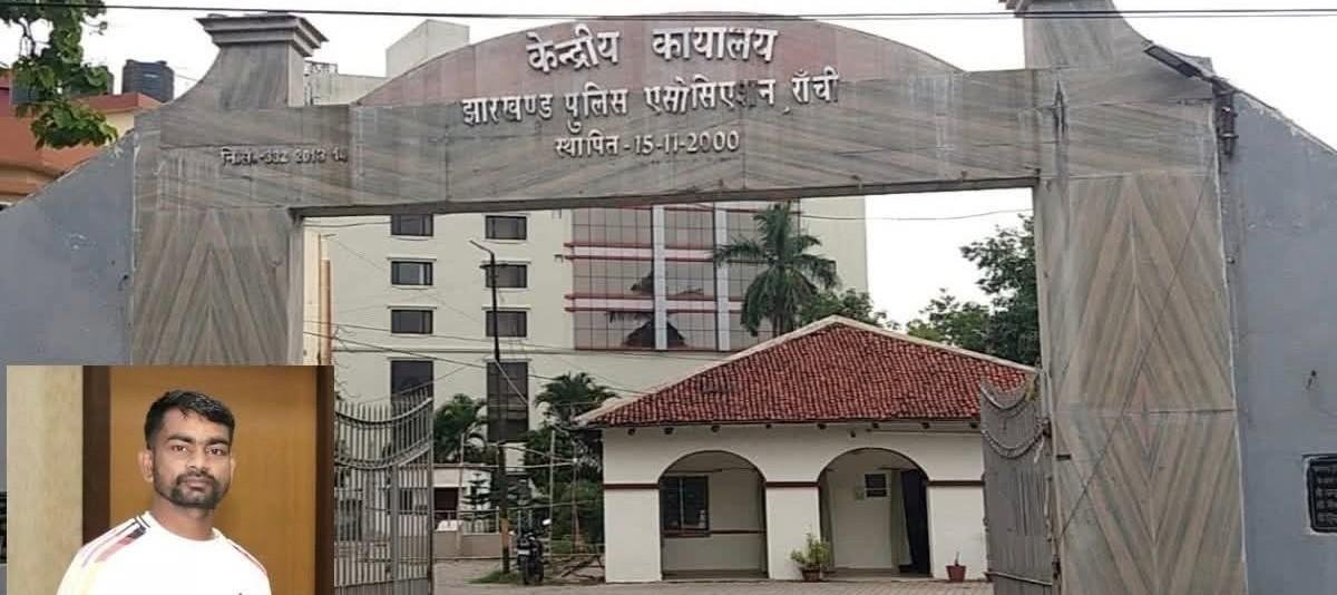 जामताड़ा में कार्ड अपडेट की आड़ में साइबर ठगी का भंडाफोड़, तीन आरोपियों सहित दो भाई गिरफ्तार